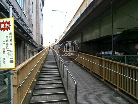 駅周辺