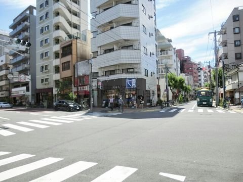 東日暮里四丁目南 交差点