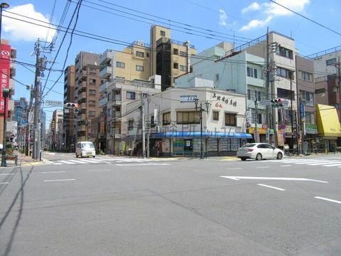 日暮里中央通り 交差点