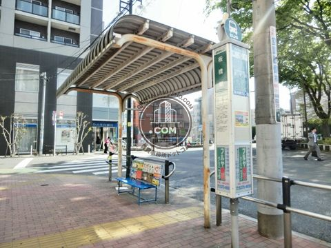 駅前ロータリー