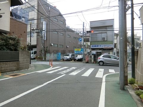 中板橋駅入口 交差点