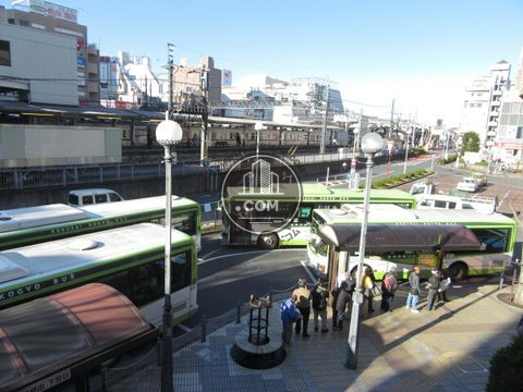 駅前ロータリー