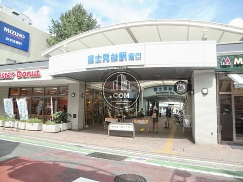 駅周辺