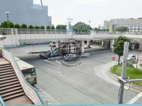 駅前ロータリー