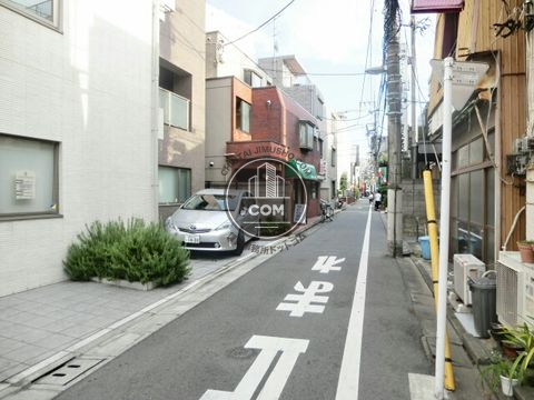裏路地