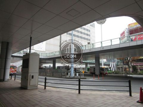 駅前ロータリー