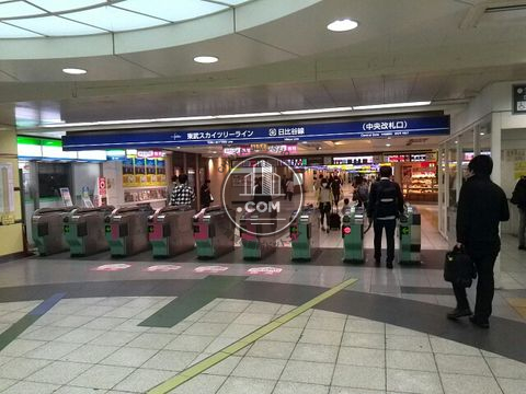 駅ナカ