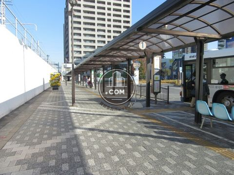駅前ロータリー