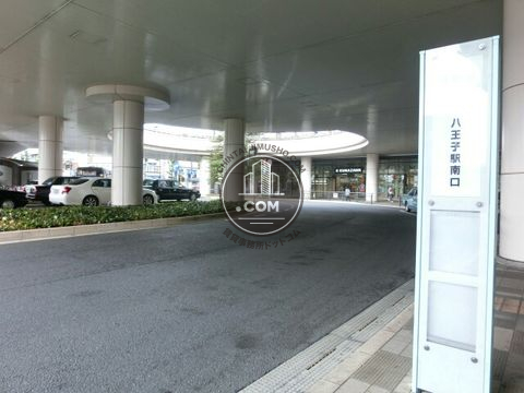 駅前ロータリー