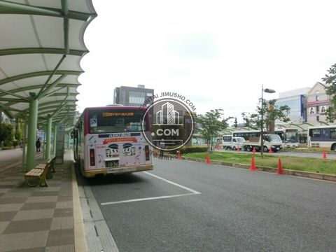 駅前ロータリー