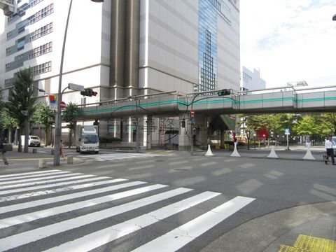 ファーレ立川 交差点
