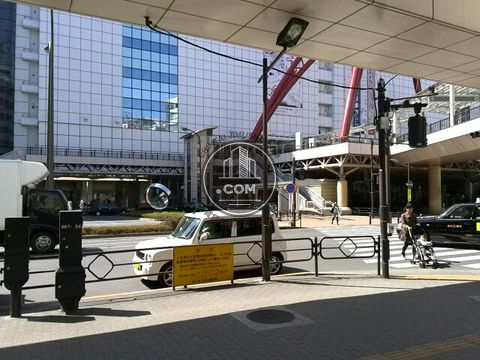 駅前ロータリー