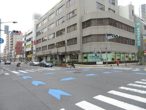 公証役場前 交差点