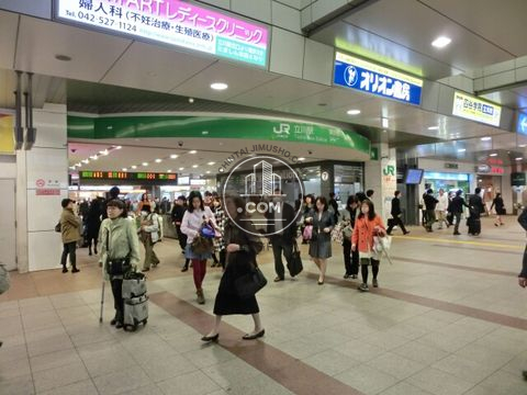 駅ナカ