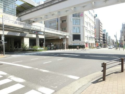 柴崎町三丁目 交差点