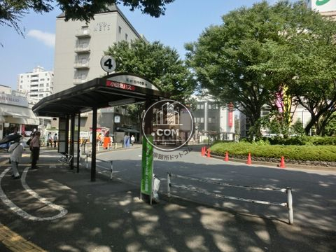 駅前ロータリー