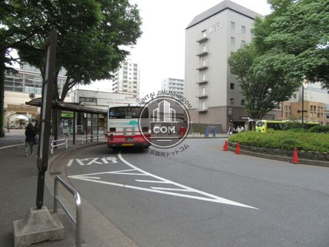 駅前ロータリー