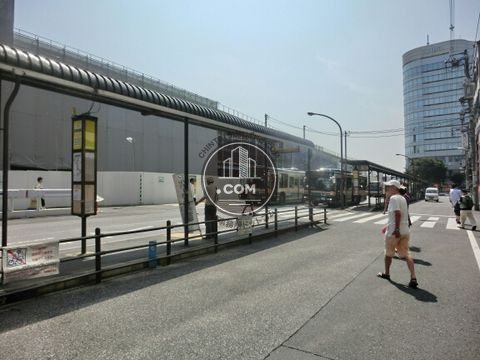 駅前ロータリー