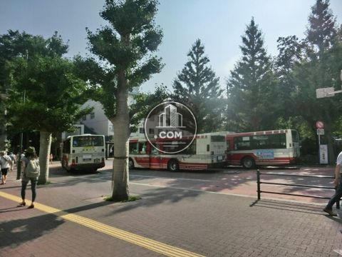 駅前ロータリー