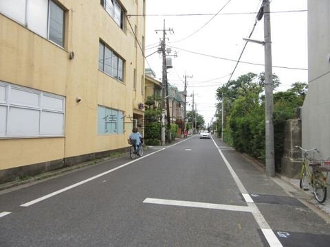 西久保コミセン通り