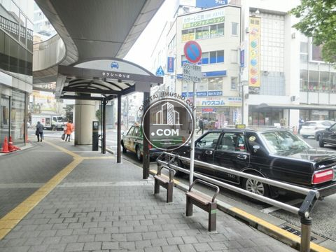 駅前ロータリー