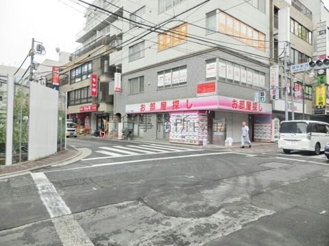 調布駅西 交差点