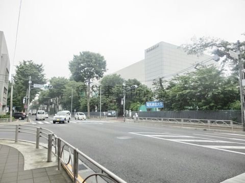 調布駅入口 交差点