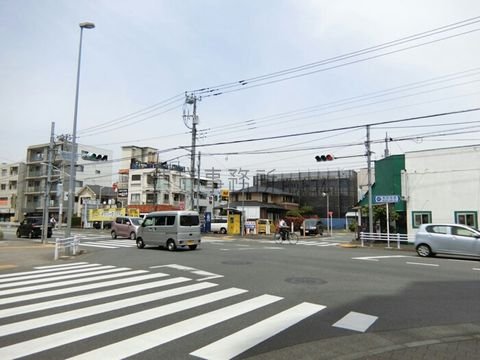 原町田三丁目 交差点