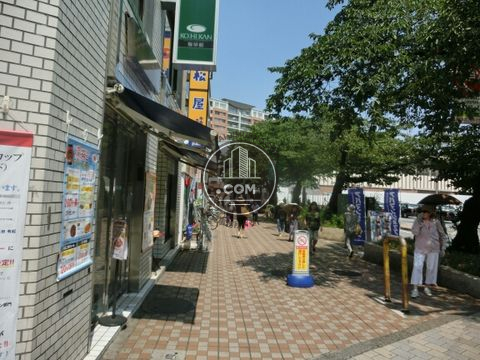 駅前ロータリー