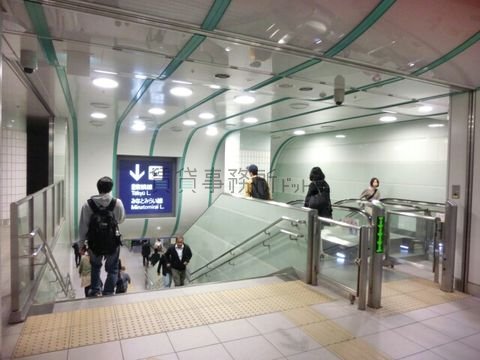 東横線・みなとみらい線への連絡通路
