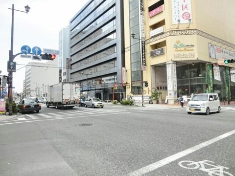 羽衣町三丁目 交差点