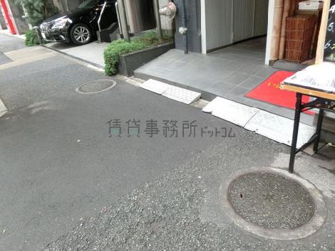 正面玄関