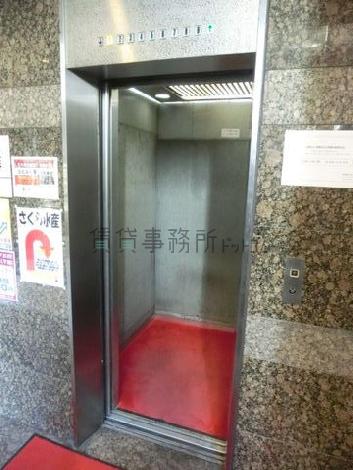 エレベーター