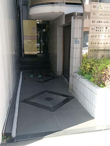 正面玄関