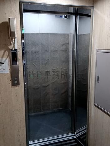 エレベーター