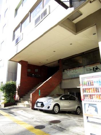 港ビル