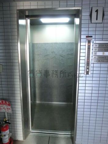 エレベーター