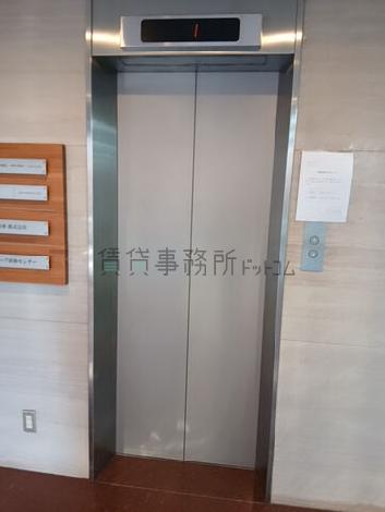 エレベーター