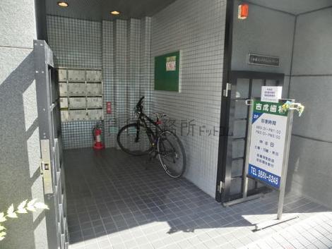 エントランスです