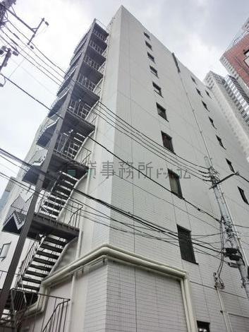 背面からの外観
