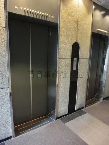 ２基配置されています