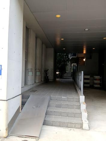 正面玄関