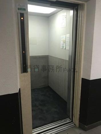 エレベーター
