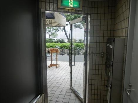 正面玄関