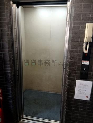 エレベーター
