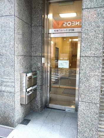 正面玄関