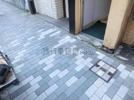 正面玄関