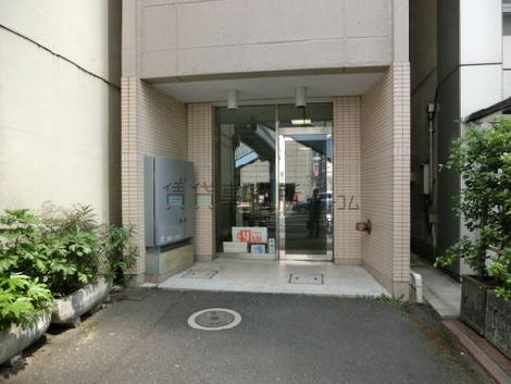 正面玄関
