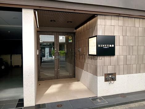 正面玄関