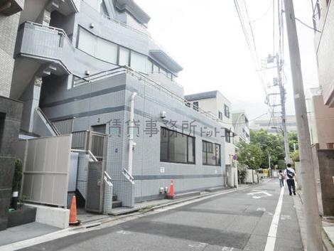背面通り